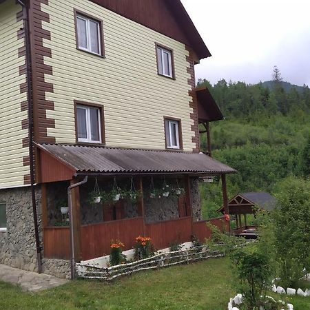 Родинна Оселя Slavske Esterno foto