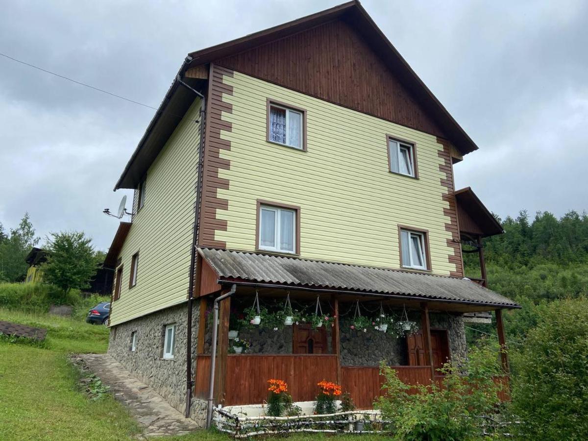 Родинна Оселя Slavske Esterno foto