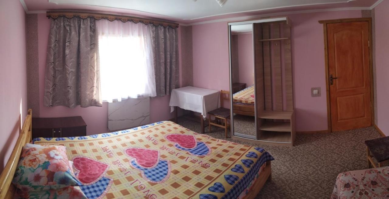 Родинна Оселя Slavske Camera foto