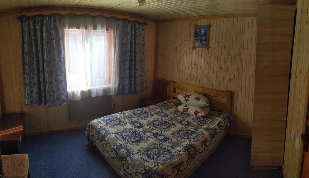 Родинна Оселя Slavske Camera foto